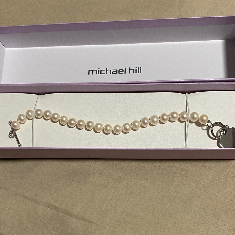 Michael Hill Pearl Bracelet